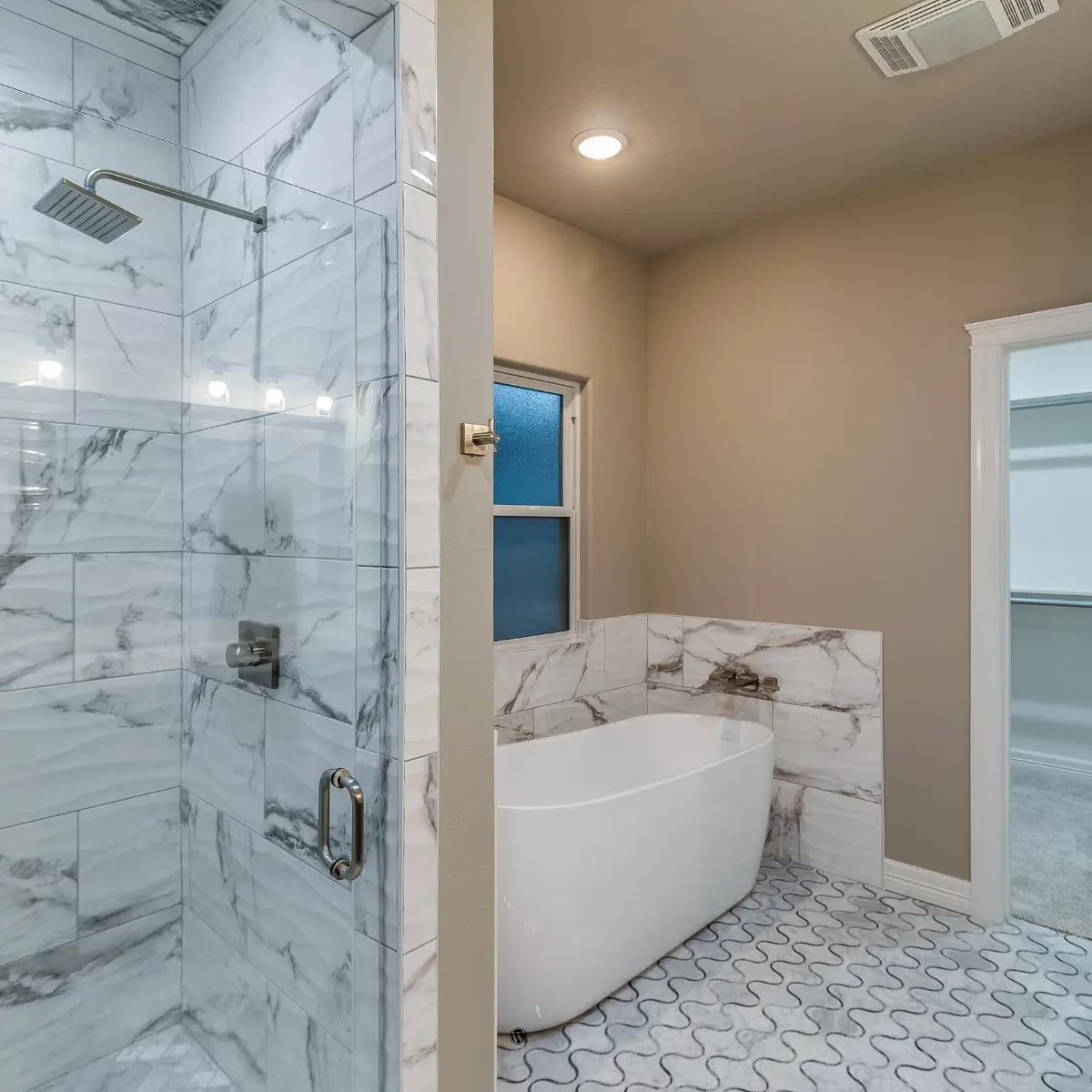 We refine your en suite bathroom designs to ensure every inch of space is optimized, coordinating closely with client-supplied plans to bring your vision to life effortlessly.